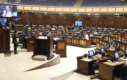 La Asamblea sin más caminos que cumplir la voluntad popular