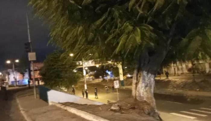 Encuentran Dos Cuerpos Colgados En Un Puente Peatonal En Esmeraldas