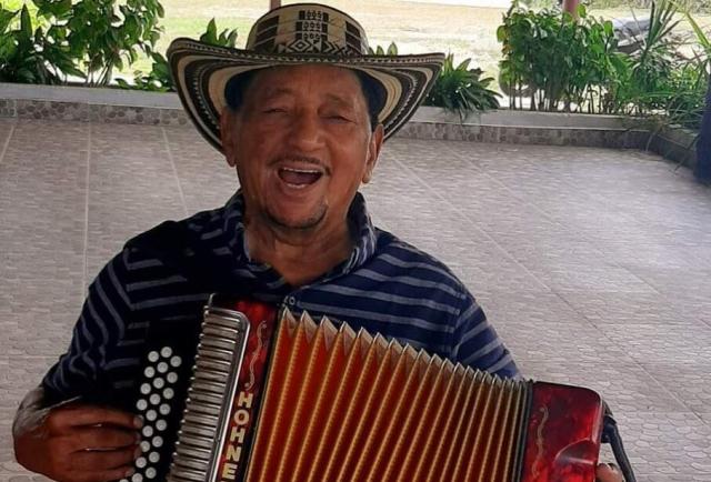 El cantante colombiano Lisandro Meza fallece a los 86 años