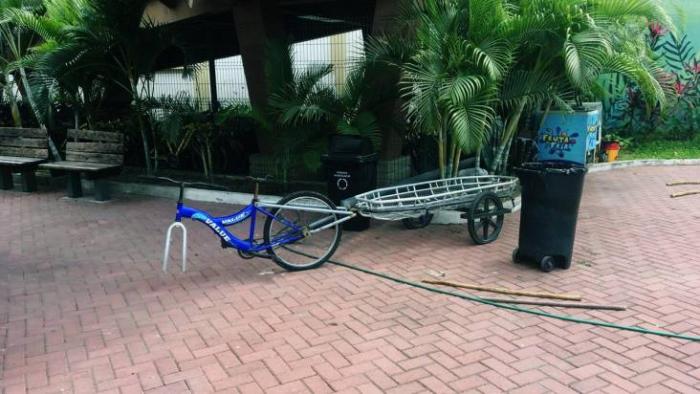 Las bicicletas camillas de Santay están sin ruedas