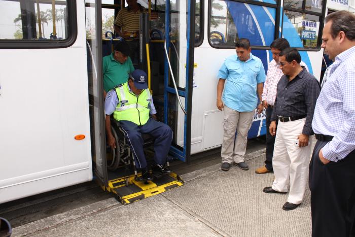 buses urbanos inclusión discapacidad