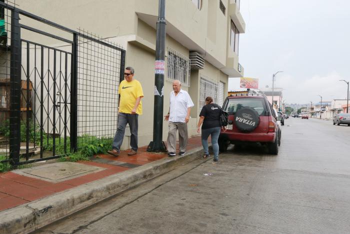 Hostilidad. Regeneración invasiva en la José María Egas.