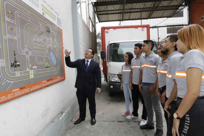 estudiantes automotores