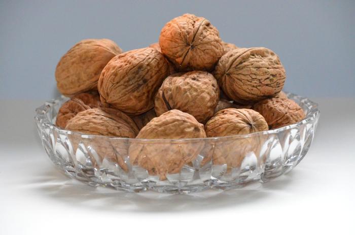 walnuts-545225_960_720