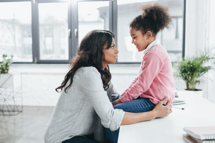 conversación madre e hija