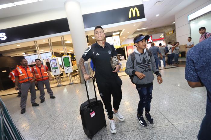 LLEGADA DE EMELEC (31082190)