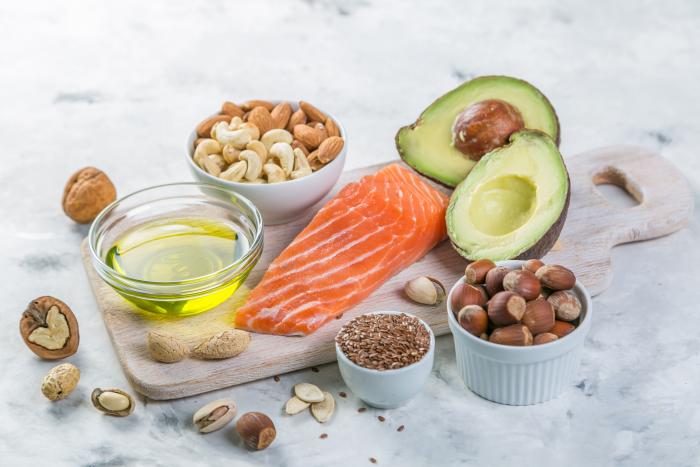 Frutos secos y salmón