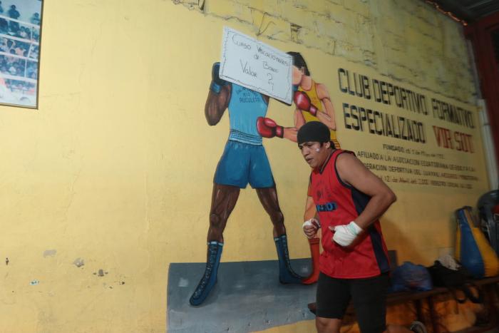 ESCUELA DE BOX, EN CR (31082344)