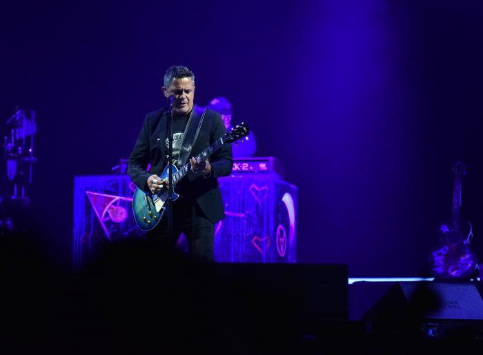 alejandro sanz ecuador
