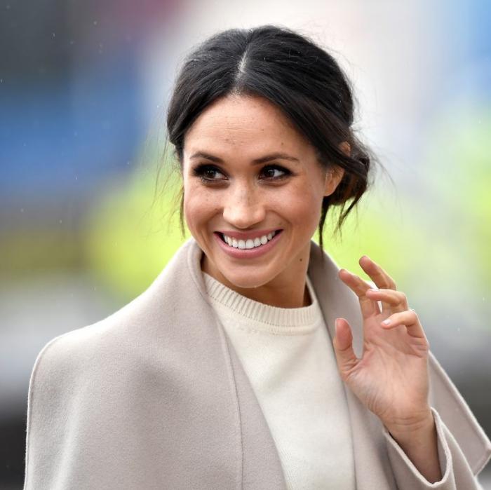 meghan-markle-is-seen-ahead-of-her-visit-with-prince-harry-news-photo-1581631486 (1)