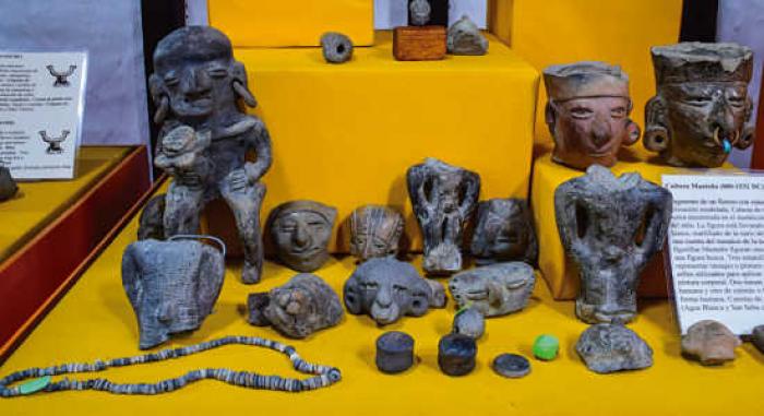 El Arqueologo Escoces Colin Mcewan Dejo Un Legado Cultural En El