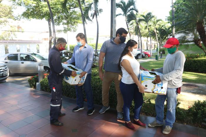 La Puntilla entrega fruta