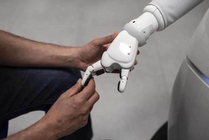 Robot para prueba coronavirus