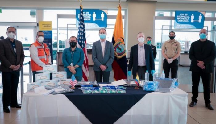El viernes la Embajada de Estados Unidos entregó equipos a la Dirección de Aviación Civil.