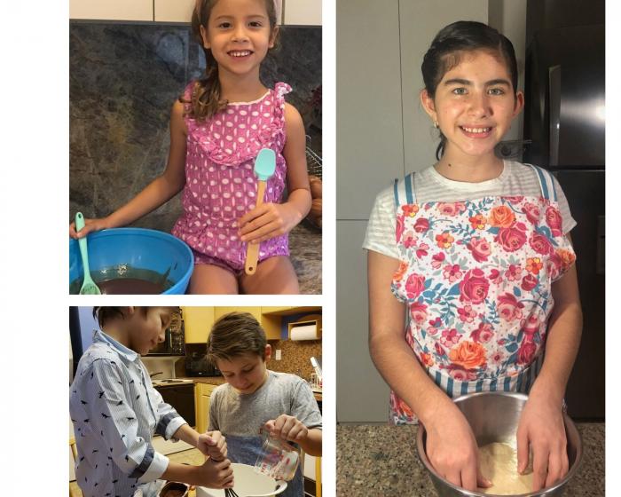 A estos niños les gusta cocinar.