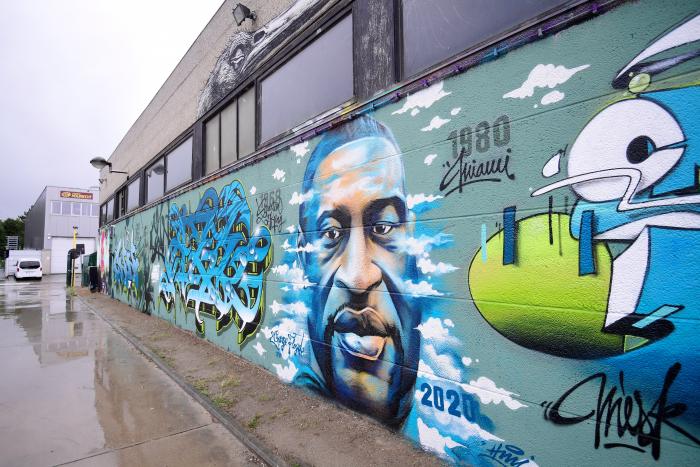 george-floyd-mural-mundo-arte-graffitti-belgica-urbano