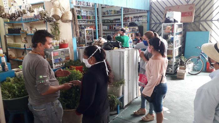 LOS COMERCIANTES EN EL NUEVO LUGAR