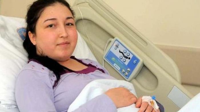 derya-sert-embarazo-trasplante-utero