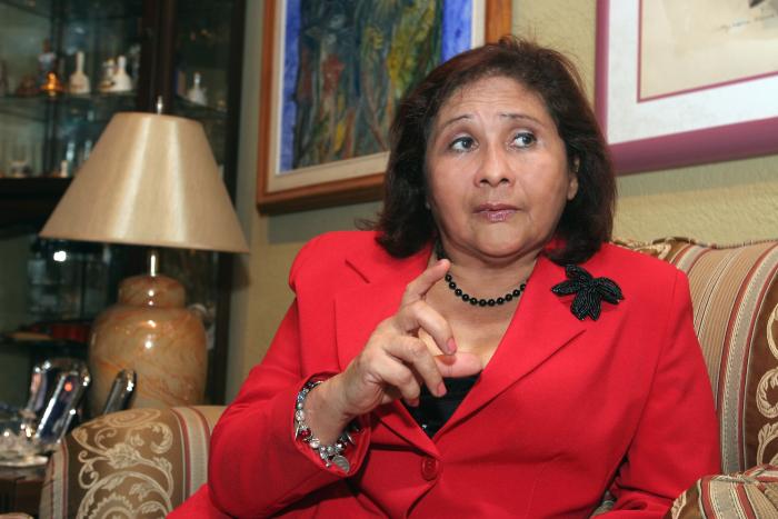 Sonia-Manzano-Poeta