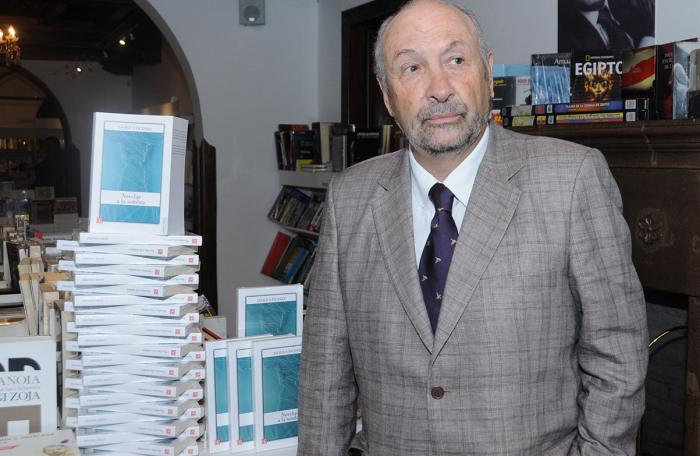 Javier-Vasconez-Escritor