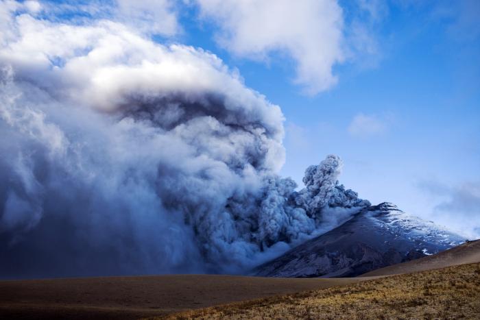 Volcán ecuatoriano