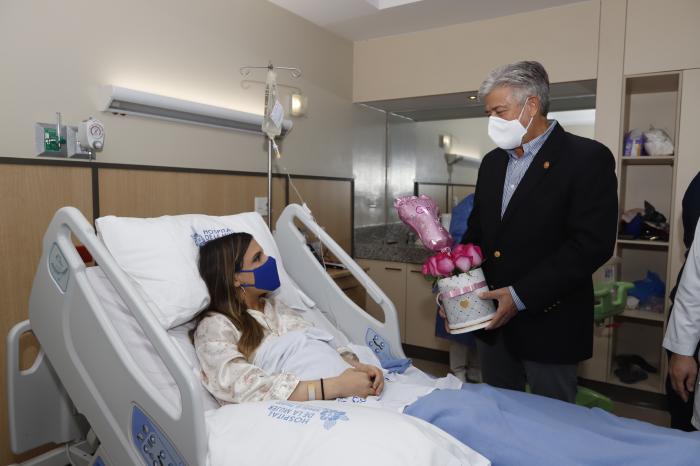 SIXTILLIZAS Y SU BEBE (32165238)