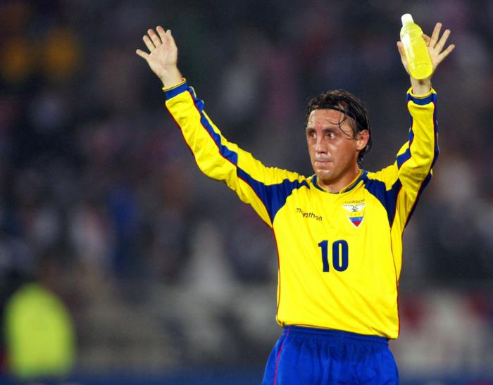 Álex-Aguinaga-jugador-selección