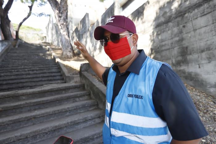 ESCALINATAS DE URDESA