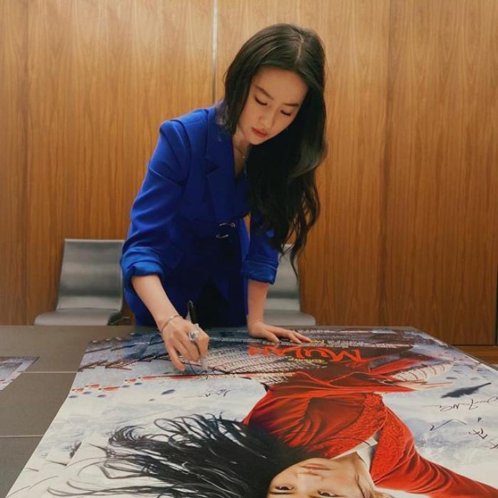 Liu Yifei, protagonista de Mulan.