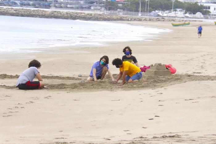 la nueva normalidad en la playa 2020