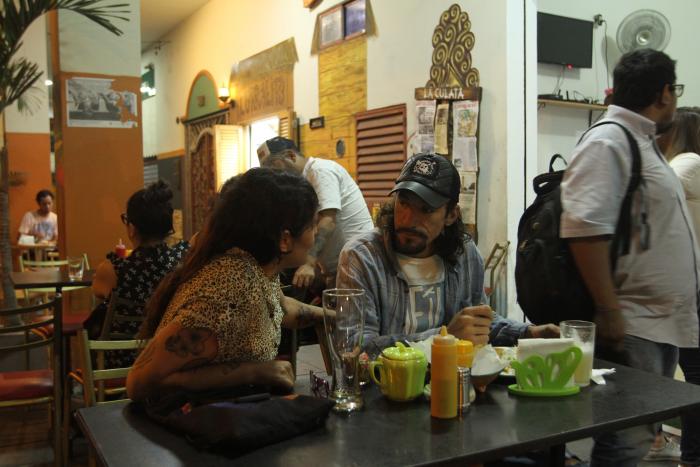Los restaurantes son parte del ocio de la ciudad.