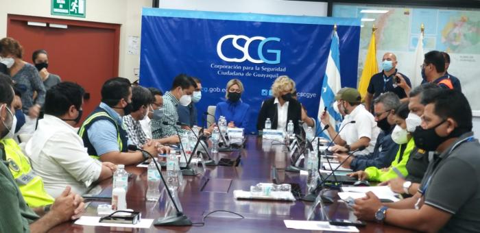 La alcaldesa Cynthia Viteri dirigió el simulacro desde la Corporación para la Seguridad Ciudadana.