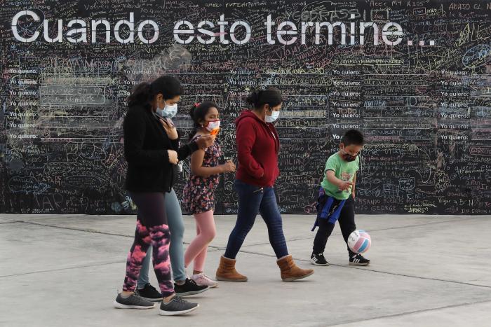 "El muro de la esperanza" - Perú