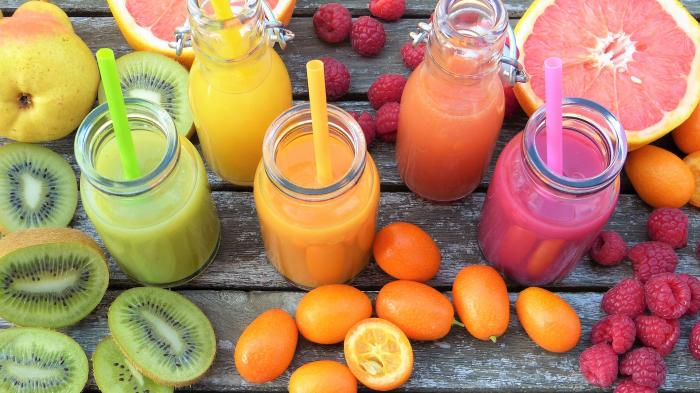 Jugos de frutas diversas