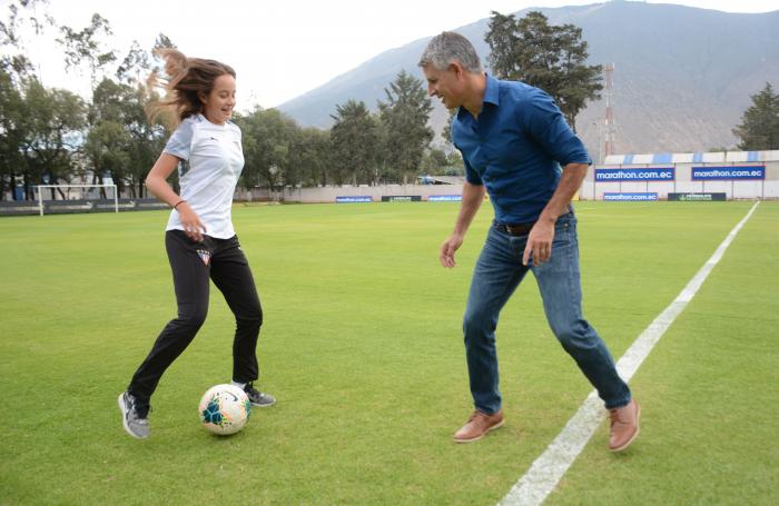 Santiago-Arella-Jácome-fútbol-familia