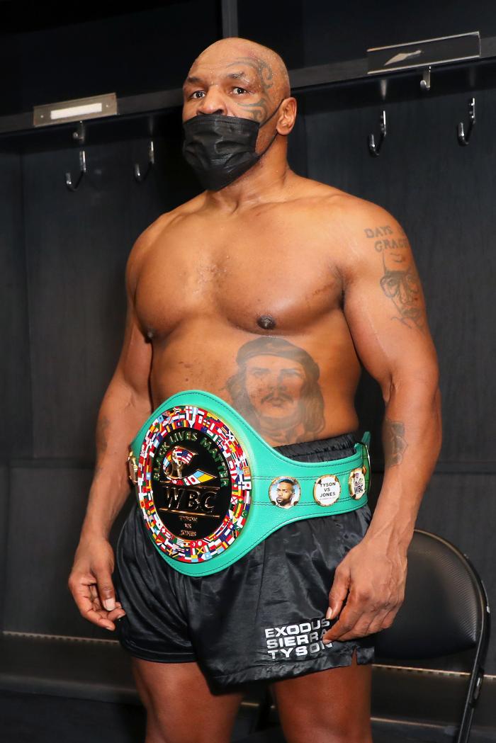 Mike-tyson-pelea-ring