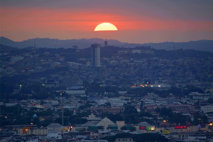 guayaco-sunset gye