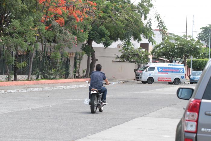 moto sin placa