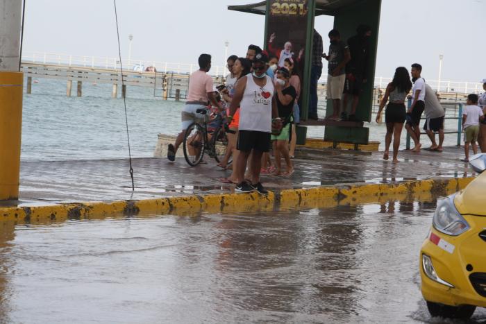 los turistas asustados por el hecho