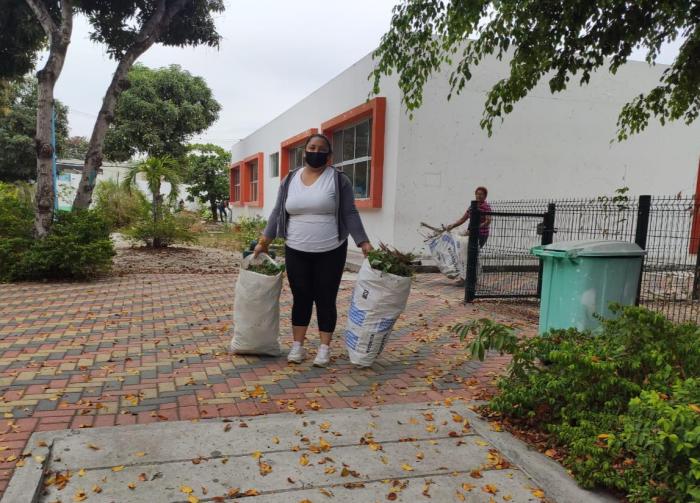Limpieza escuelas