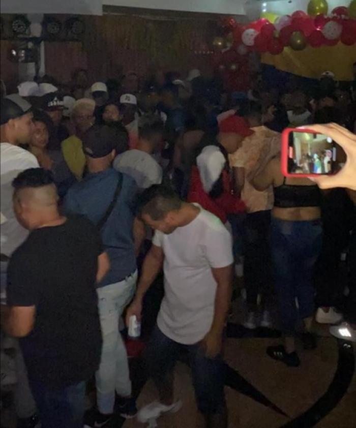 fiesta clandestina