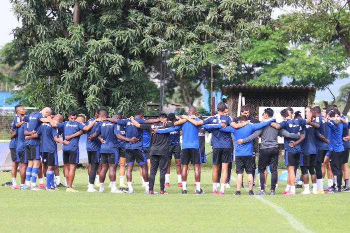Emelec-entrenamiento