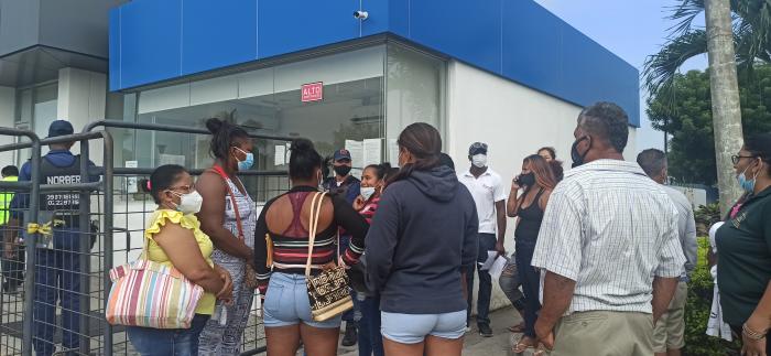 Familiares de reos asesinados