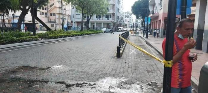 Así luce la estación de los taxirrutas del lado de Víctor Manuel Rendón.