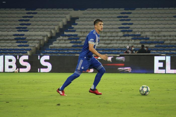 Luca-Sosa-Emelec-defensa