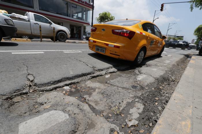 baches(33143672)