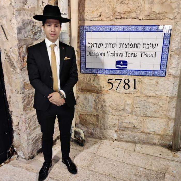 Yaacov Londoño es Rabino, radicado en Jerusalem (Israel).