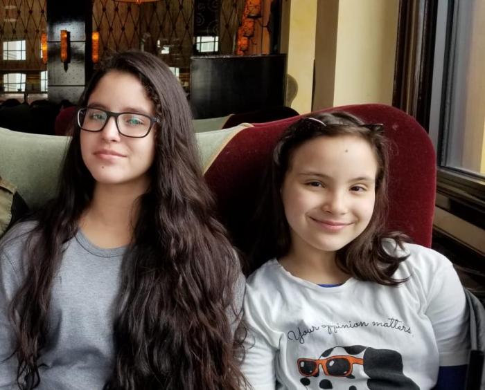 Hijas de Gustavo Navarro