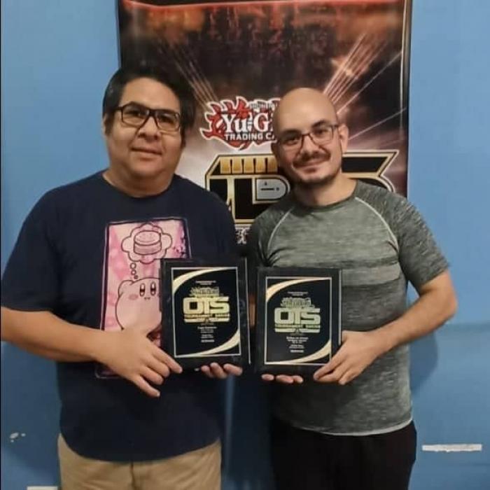 Fabricio Gil e Iván Torres YuGiOh!