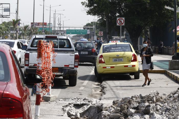 DOBLE COLUMNA EN CENT (33200526)